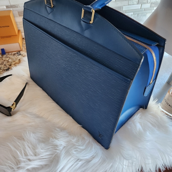 Louis Vuitton Epi Riviera Bag 💯Authentic - Picture 8 of 11